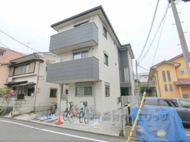 リノセロス外観写真1