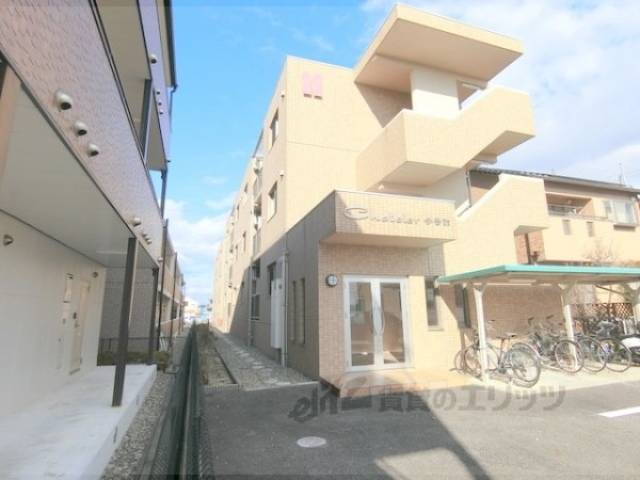 シャトレー参番館外観写真2