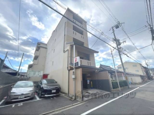 ラルゴ仁王門外観写真3