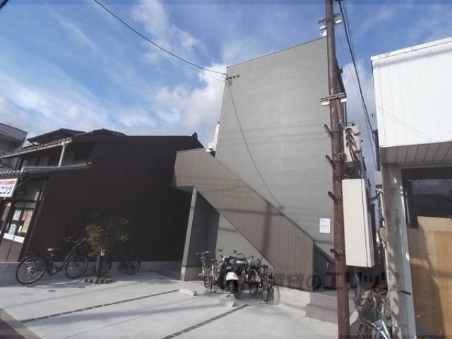 ウエストヴィレッジ２外観写真1