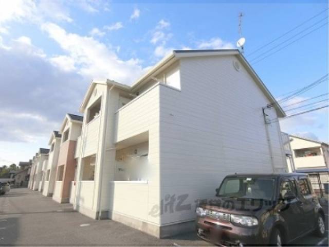 エクセル田中　Ｅ棟外観写真1