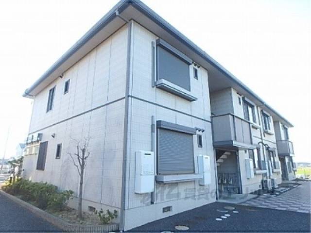 シャーメゾンフェヴリエＡ棟外観写真2