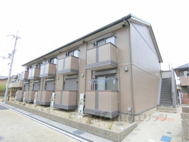 ｏｖｅｒ　ｂｏｏｋ外観写真1