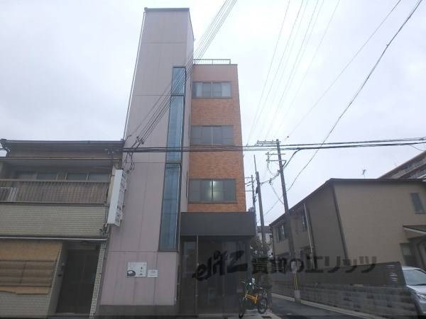 096459の外観写真