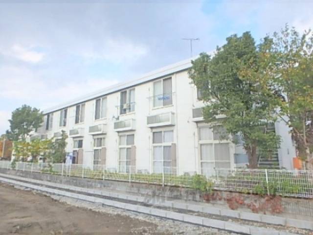 レオパレスクイーンズコート守山外観写真1