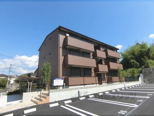 Ｒｉｂｅｒａ　Ｓｑｕａｒｅ　Ａ棟外観写真2
