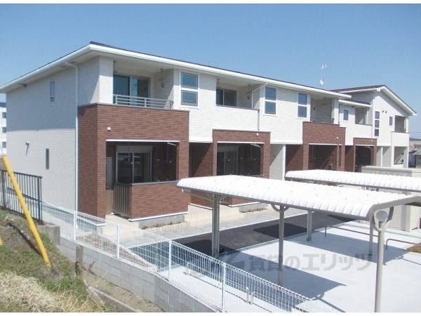 096813の外観写真