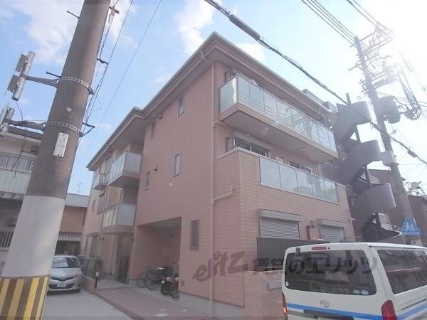 096820の外観写真