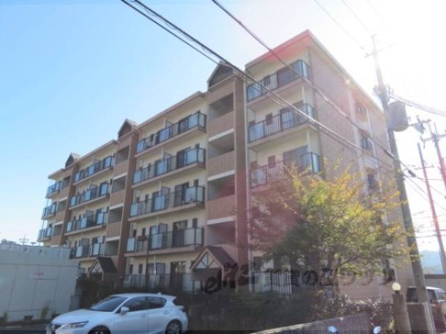 セレッソ甲西Ｂ号館外観写真1