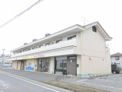 エステート北里外観写真1