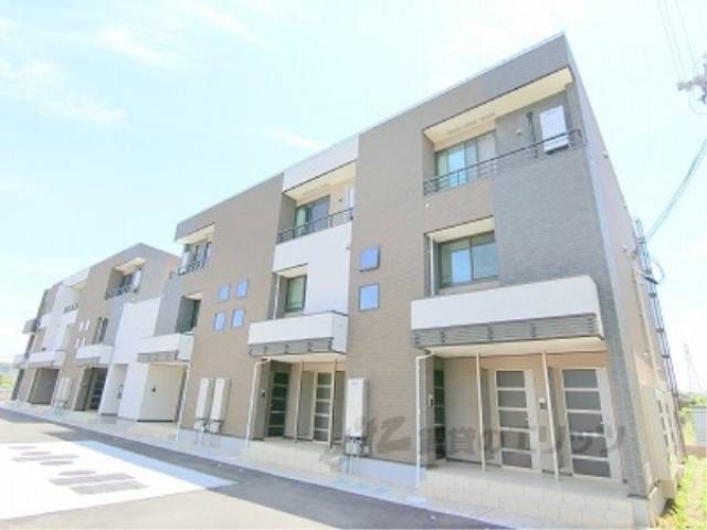 アースフィールド　ハチマン外観写真3