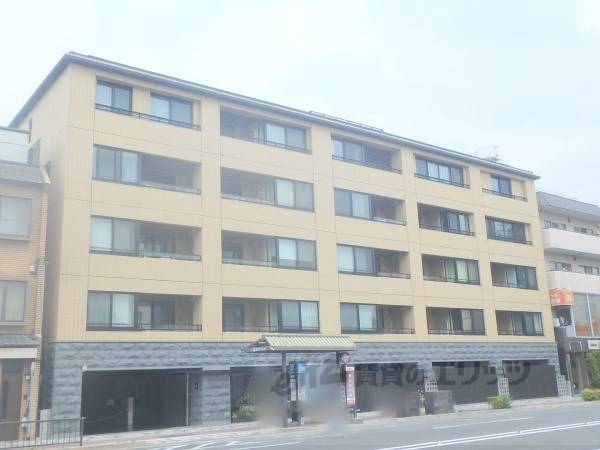 097363の外観写真