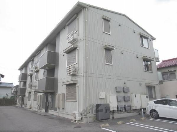 097436の外観写真