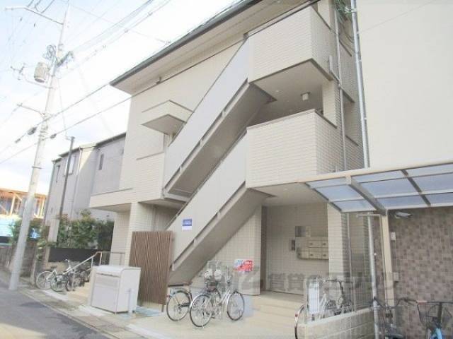 リヴェール松ケ崎外観写真1