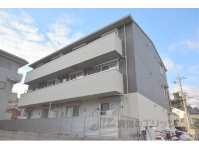 湖城ヶ丘ハイツ９号館外観写真3