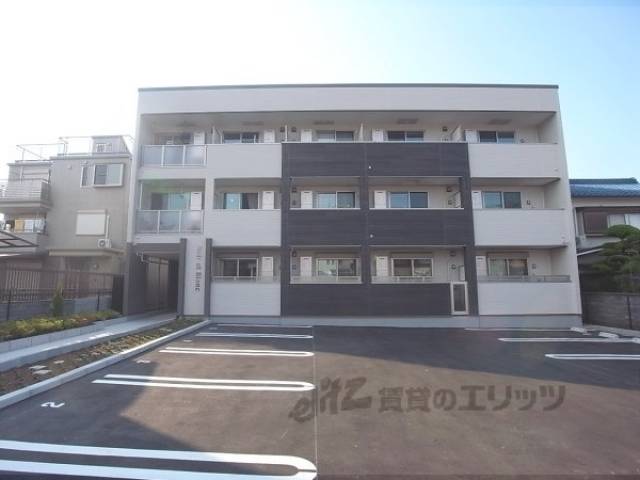 ノワール　エ　ブラン外観写真2