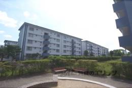 保津川団地４号棟外観写真