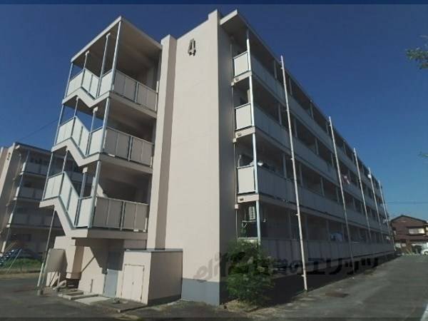 097866の外観写真