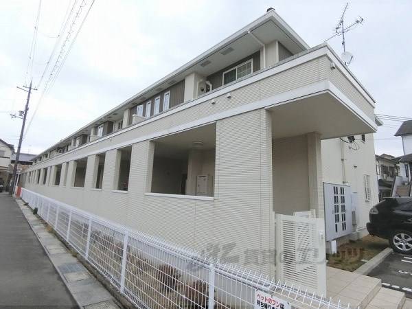 098040の外観写真