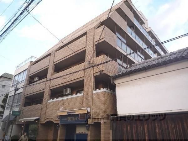 098107の外観写真