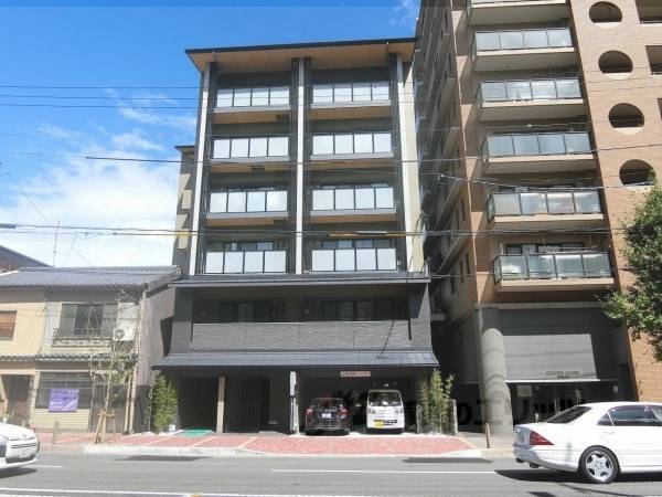 098169の外観写真