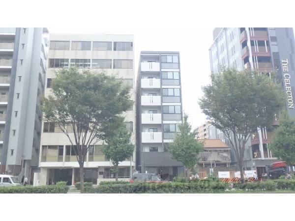 098240の外観写真
