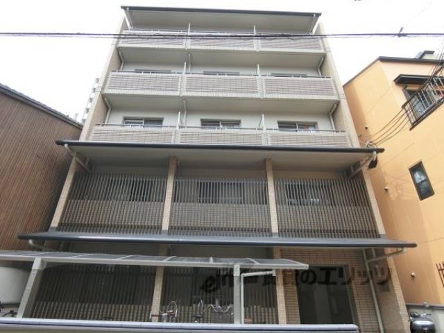 ＺＥＮ烏丸五条外観写真1