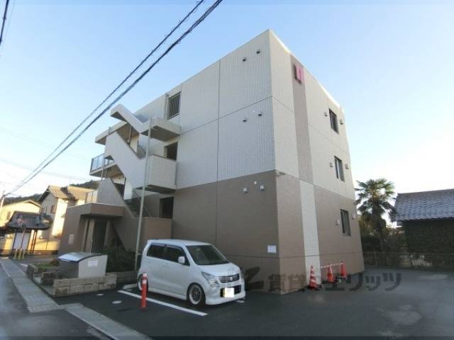 ハートフルHYAKUEI外観写真1