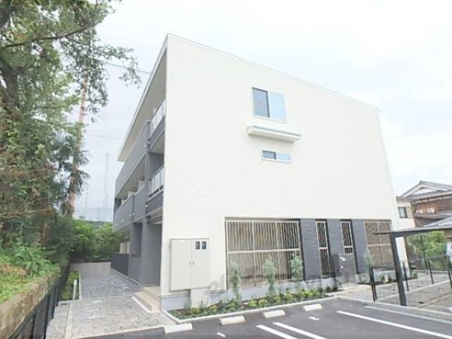 ローレル外観写真1