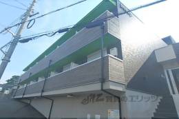 モダンアパートメント枚方岡山手外観写真