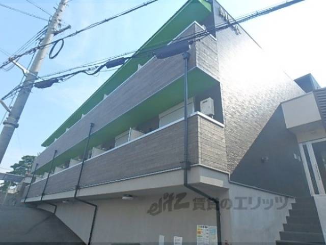 モダンアパートメント枚方岡山手外観写真1