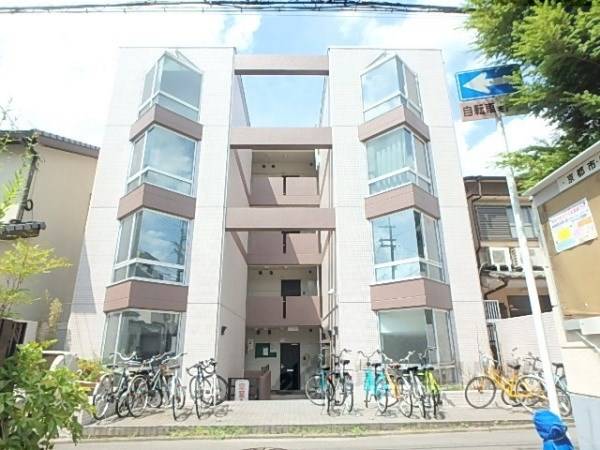 099519の外観写真