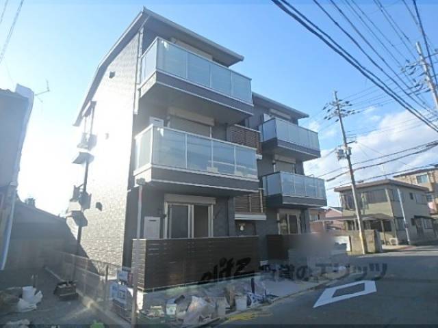 クロスロード外観写真3