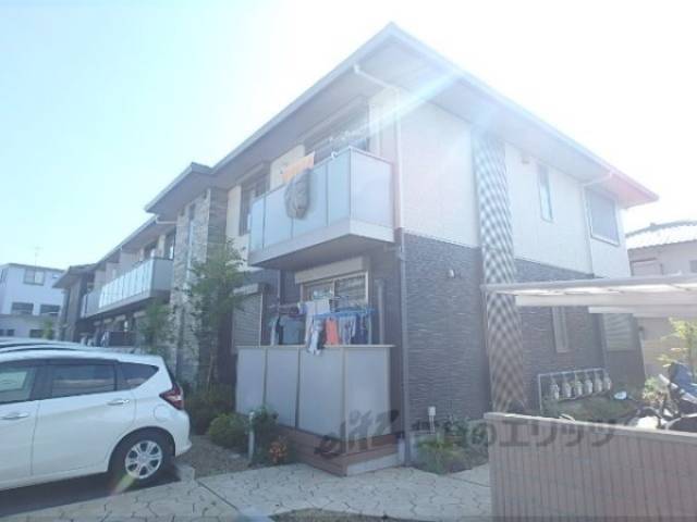 シャーメゾン車塚外観写真2