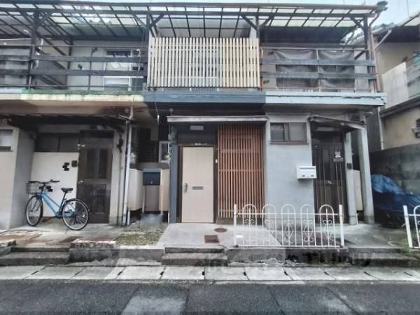 099713の外観写真