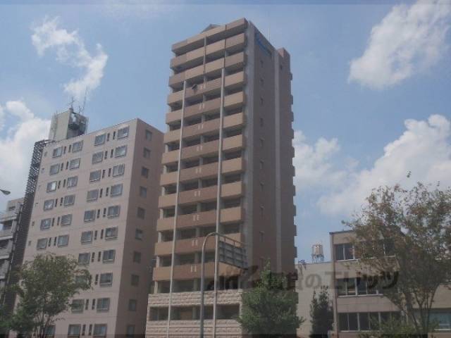 プレサンス京都四条堀川外観写真1