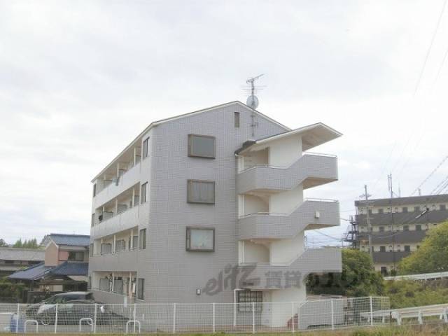 エミエール山田川外観写真2