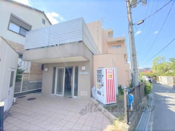 099999の外観写真