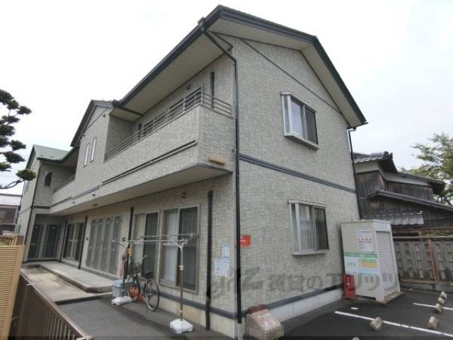 グリーンハウス近江外観写真1