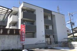 フジパレス牧野１番館外観写真
