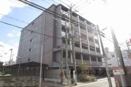 ドミールコート伏見桃山外観写真