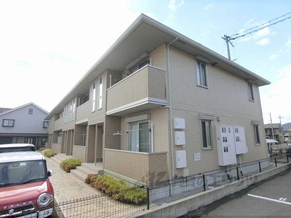 100560の外観写真