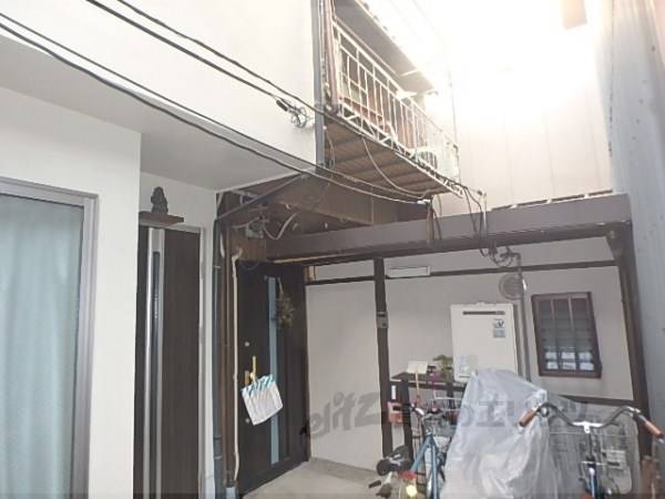 100712の外観写真