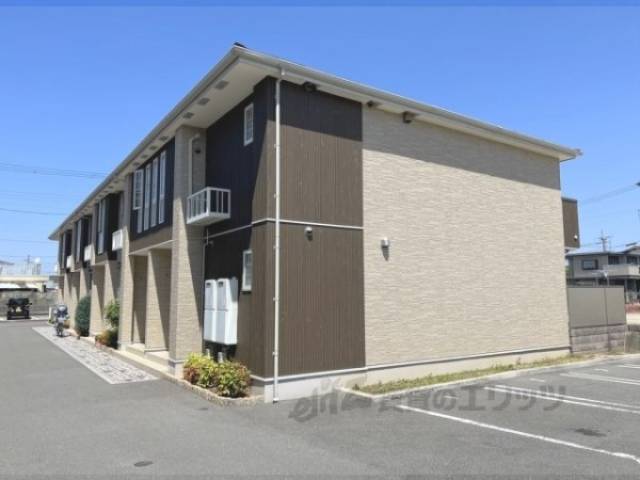 フラン・シャトン外観写真1