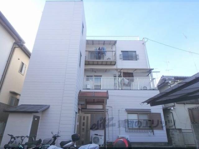 シャローム石田外観写真1