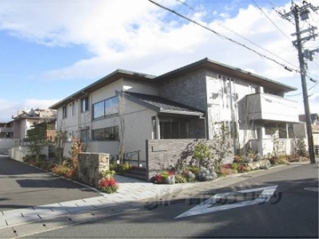 神楽グレース上桂外観写真1