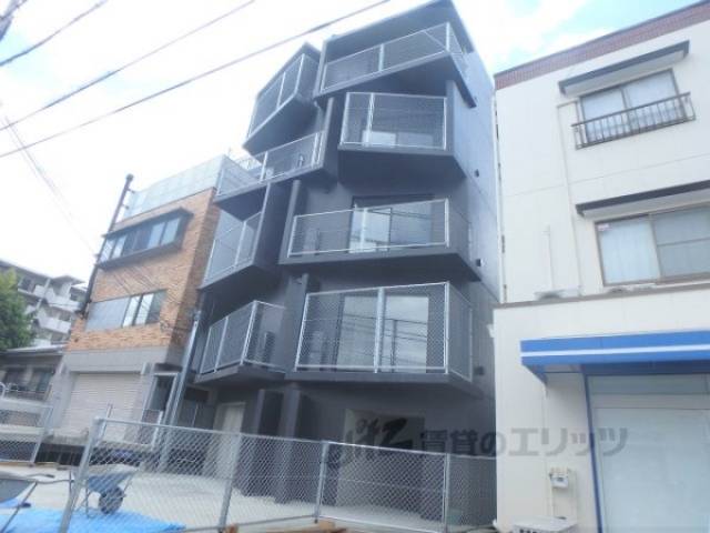 ＰＬＡＴＩＮＵＭ外観写真1