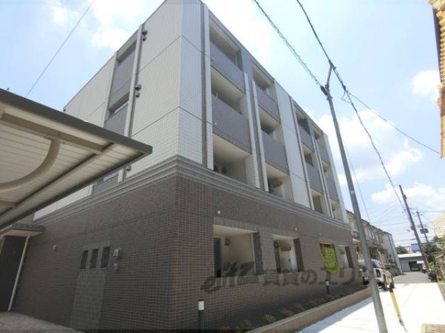 パレス山科西野外観写真3