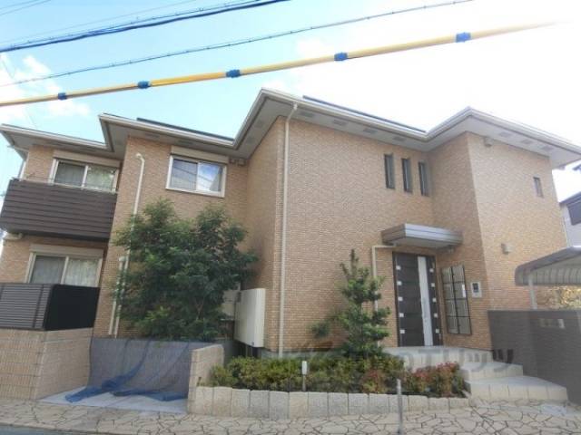 カーサ　デル　ソーレ外観写真1