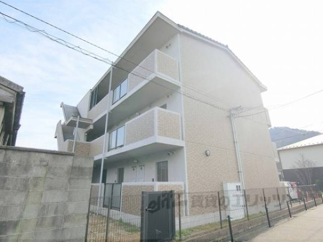 シャンヴィル１番館外観写真2